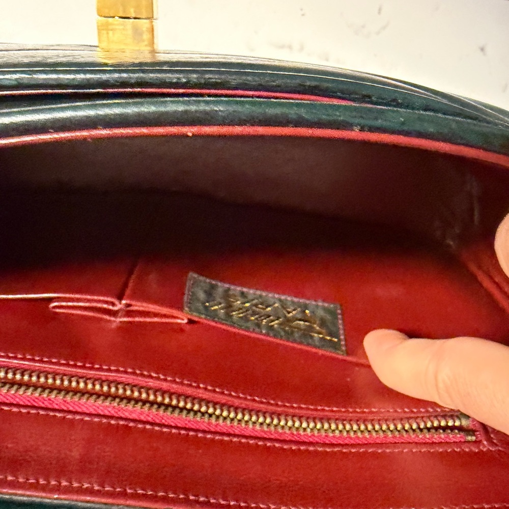 Vintage Italian leather quilted single flap bag - Picture 7 of 9